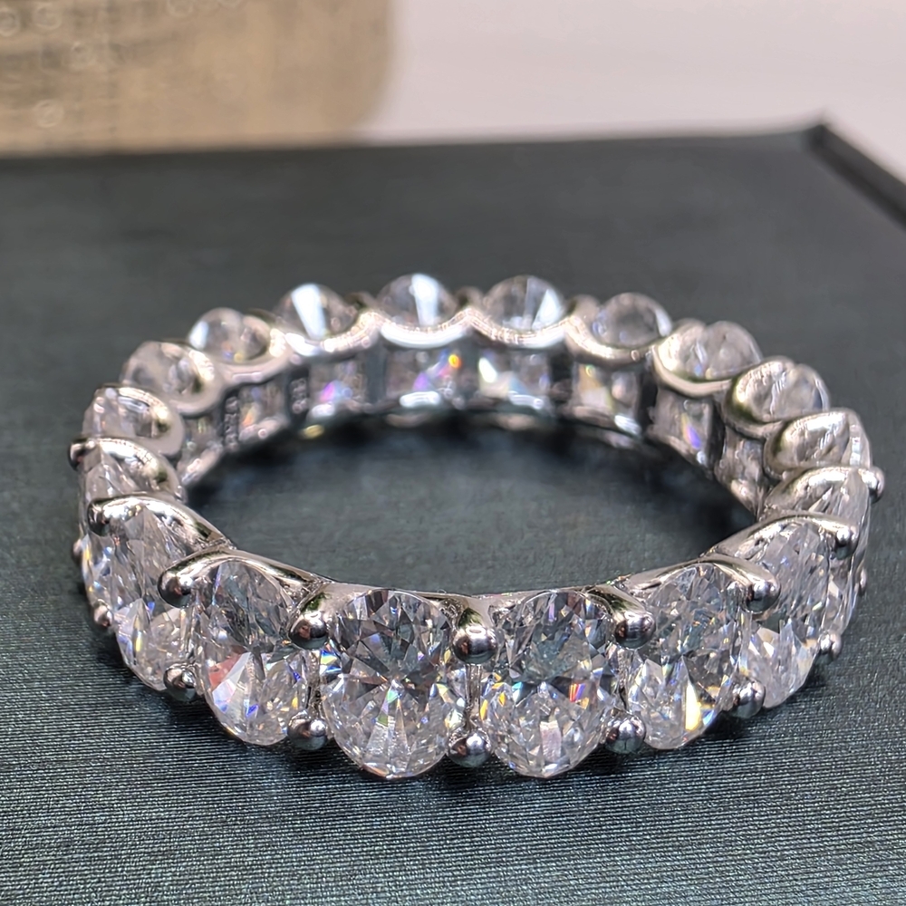 💎 12.5 Carat Moissanite– Elegant Silver Eternity Ring